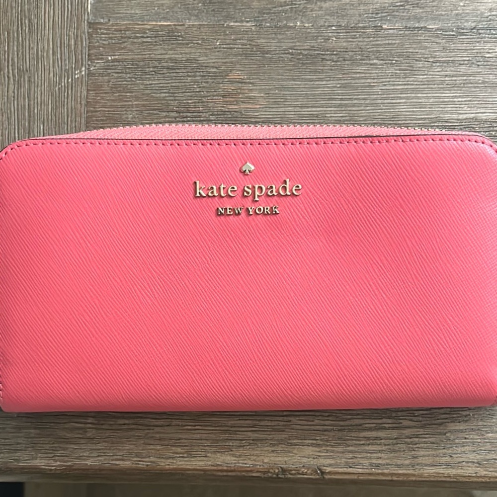 Kate Spade Pink Wallet